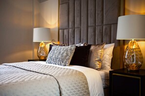 Căn hộ cơ bản, 2 giường đôi | 2 phòng ngủ, khu vực làm việc phù hợp cho laptop 