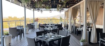 Aurora Boutique Hotel