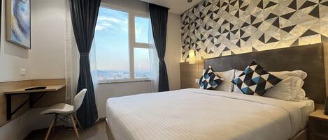 Habitació doble Deluxe | 1 dormitori, caixa forta a l'habitació i escriptori