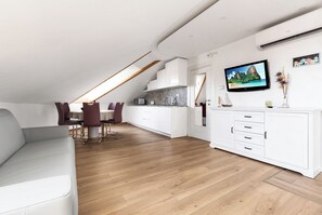 Living area - LUXURY APARTMENT DANTE WITH TERRACE (Split)