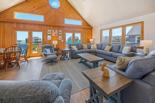 Semi-Oceanfront Home with Private Pool, Hot Tub, Nearby Beach Access, Basketball