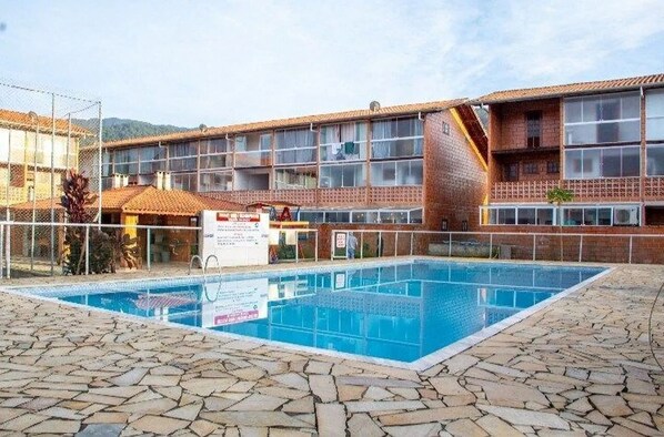 Junior Apartment | Kolam renang | Kolam renang terbuka 