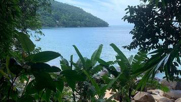 Apartamento clássico | Praia | Perto da praia, barracas de praia de cortesia, guarda-sóis