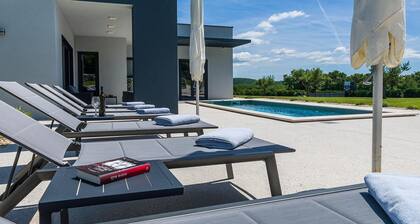 Villa Valinka Design