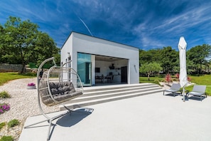Terrace/patio - Villa Valinka Design (Golas)