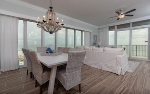 公寓客房, 4 間臥室 | 用餐區