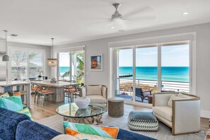 Smart TV, ping pong, stereo - Rooftop deck with Gulf views - Villa Rayo Del Sol (Bradenton Beach)