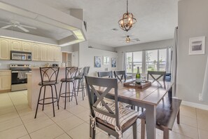 House, 3 Bedrooms | Private kitchen | Oven, coffee/tea maker, electric kettle, toaster - Blue Oasis 3 Bedroom Home by RedAwning (Cape Coral)