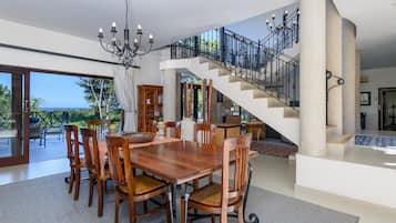 Villa Luxe | Restauration dans la chambre