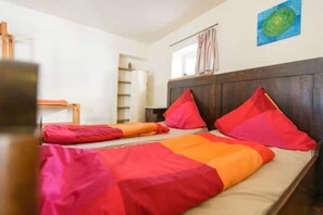 3 bedrooms, WiFi
