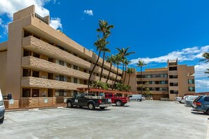 Condo, 2 Bedrooms | Exterior