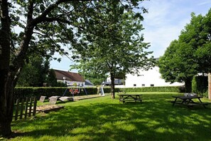 Outdoor dining - The Poppy Flat at the Nengshof (Wißmannsdorf)