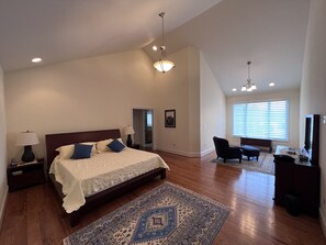 7 bedrooms, desk, free WiFi, bed sheets