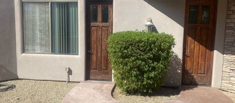 This casita is located in the Estrella neighborhood and boasts amazing View’s. 