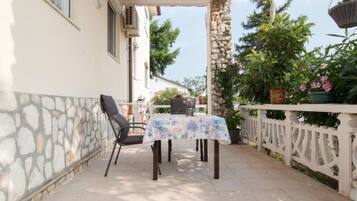 Studio (Nada - with private pool - SA2(2)) | Terrasse/Patio