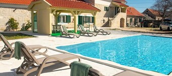 Holiday Houses, Villas Villa Karaga - With Private Pool