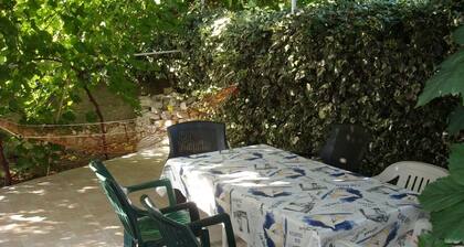 Jaroje - 80m From the Beach With Parking - H