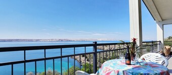 Apartments Adria - Seafront & Seaview