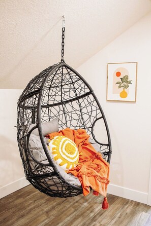 Interior - Creekside Cabins- Large Property for Reunions (McCammon)