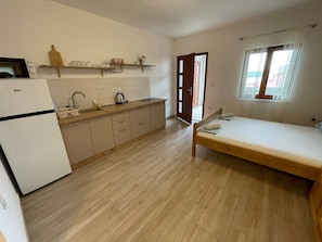 Studio (Jenny - 300m to the beach - SA3(2)) | Interior