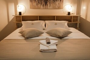 5 bedrooms, WiFi, bed sheets