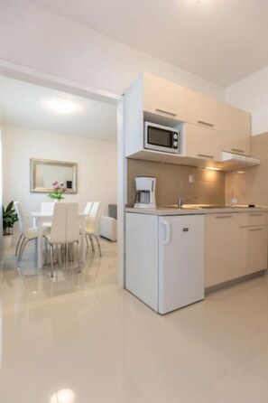 Apartment (Tattoo - modern & free parking - A6(2) | Living area