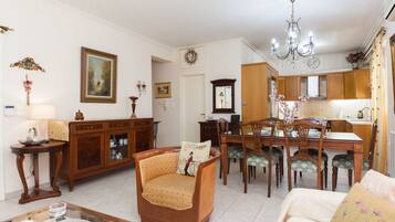Luxury Apartment | Living area