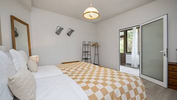 2 chambres, fer et planche à repasser, lit parapluie, Wi-Fi gratuit