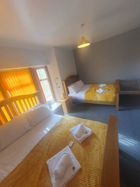 3 bedrooms, WiFi, bed sheets