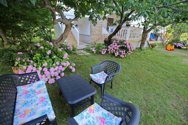 Jardines del alojamiento