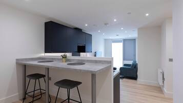 Deluxe Apartment | In-room dining