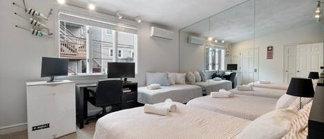 4 bedrooms, desk, iron/ironing board, travel cot