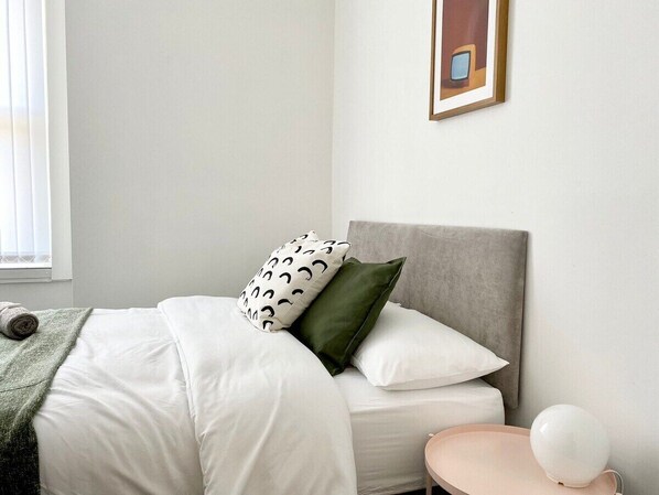 5 chambres, fer et planche à repasser, accès Internet, draps fournis