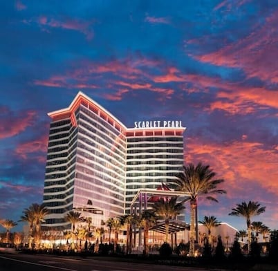 Gulfport Beach Retreat - Sleeps up to 10!