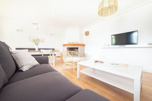 TV - Casa A Bicuda Ferrol (Ferrol)