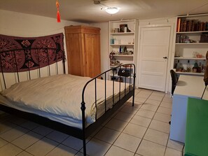 5 dormitorios, escritorio, tabla de planchar con plancha y wifi gratis