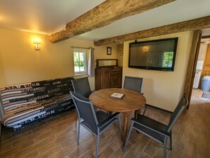 Dining - Spacious, quiet house 6 km from Honfleur (Genneville)