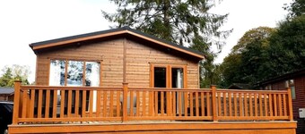 Jaw-dropping Lodge With Hot Tub on Lake Windermere