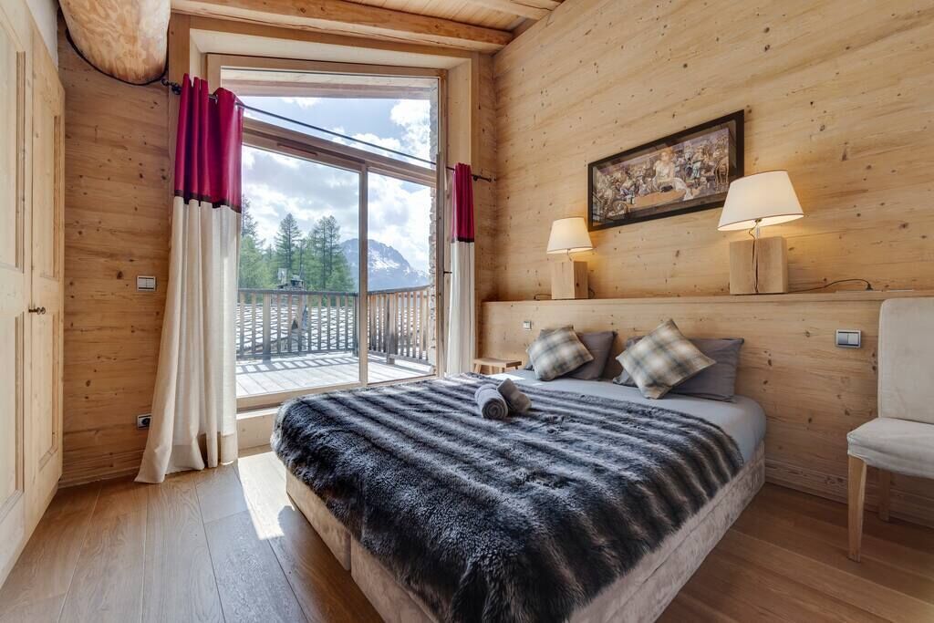 5 chambres, fer et planche à repasser, lit parapluie, Wi-Fi