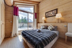 5 soverom, strykejern/-brett, reiseseng for barn og wi-fi