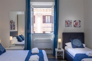 3 bedrooms, iron/ironing board, free internet, bed sheets