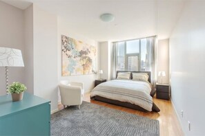 2 bedrooms, desk, free WiFi, bed sheets