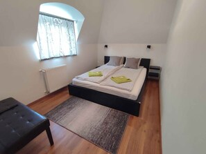 1 soveværelse, weekendseng, internetforbindelse