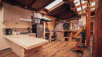 Cottage Panoramique, plusieurs lits, bain à remous, vue montagne | Cuisine privée