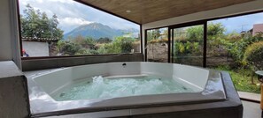 Indoor spa tub