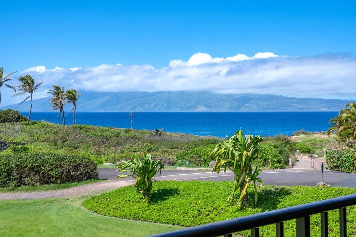 Condo (2 Bedrooms) | Front of property