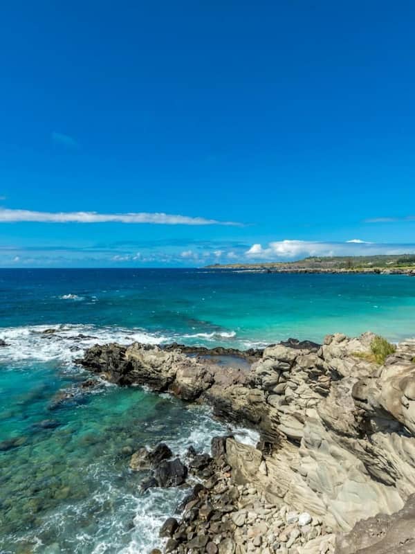 En la playa, arena blanca