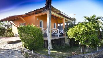 Casa clásica, 1 habitación, vista al jardín | Terraza o patio