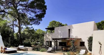 Villa Située à 800 m de la Plage Cala Sahona Idéale Pour les Familles ou Amis