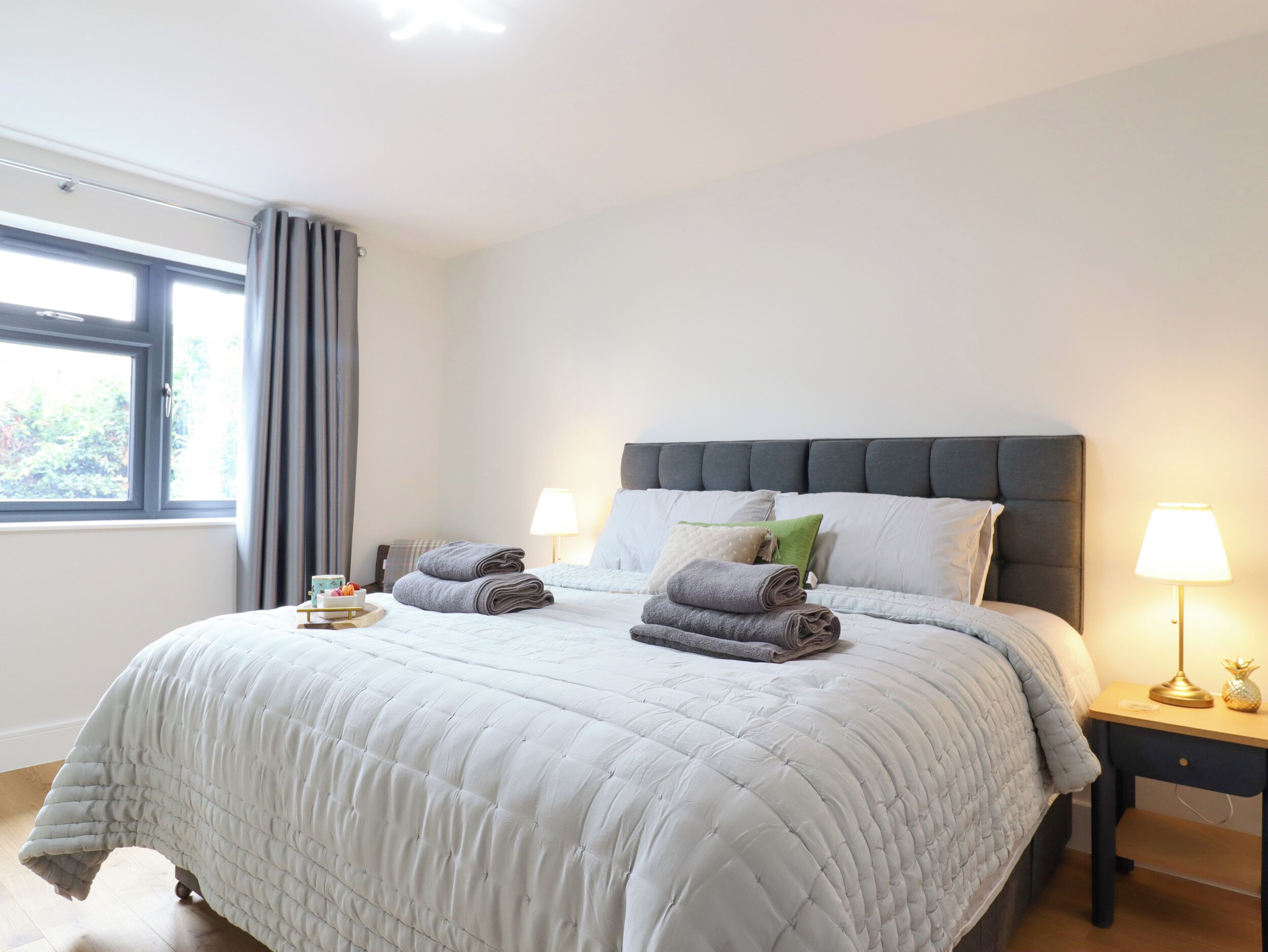 Cottage | 4 bedrooms, individually decorated, individually furnished, free WiFi